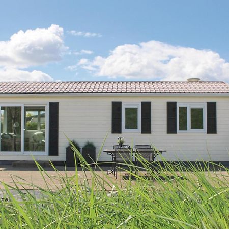 Beautiful Home In Sint-Annaland With Kitchen 외부 사진