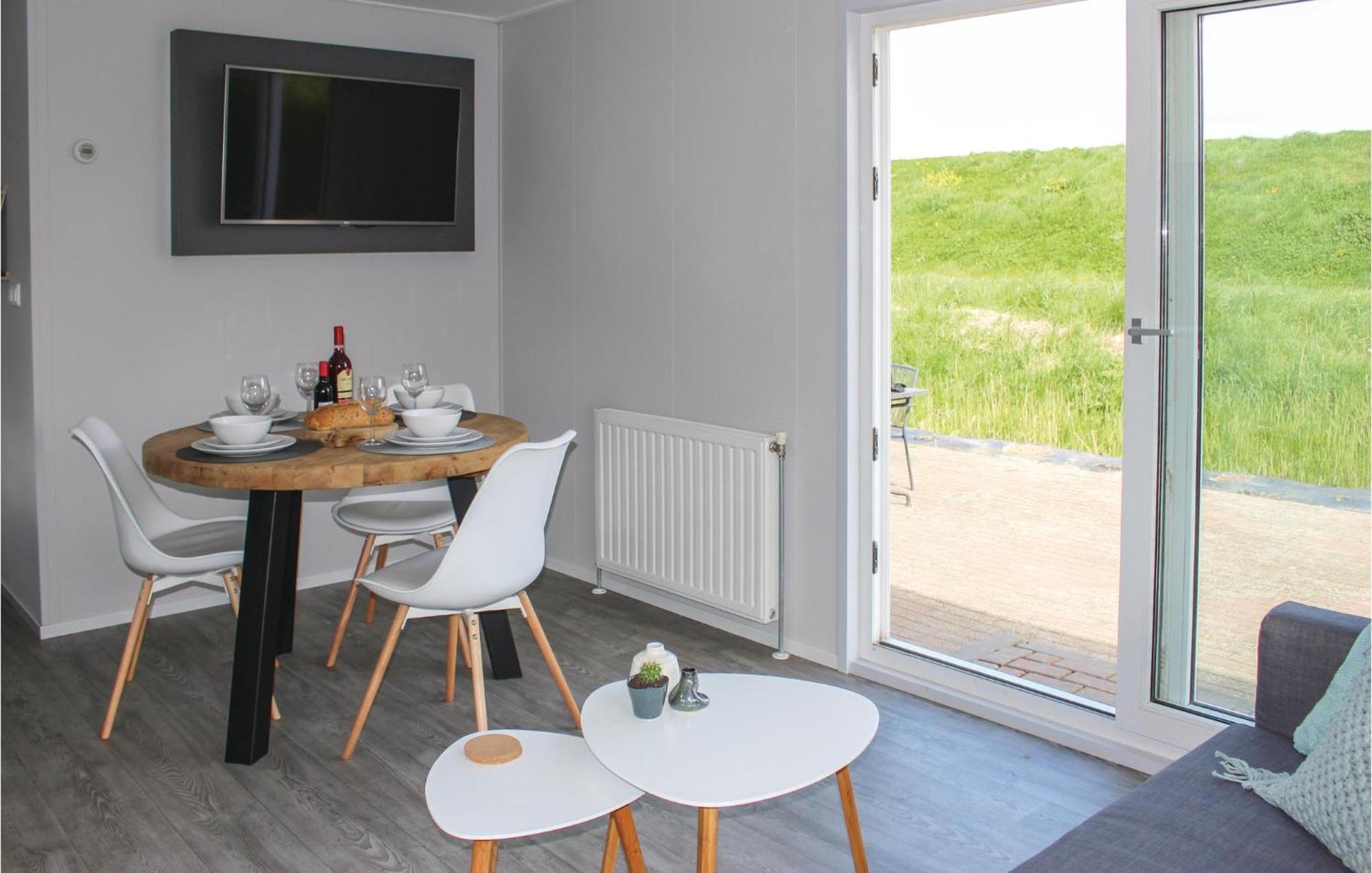 Beautiful Home In Sint-Annaland With Kitchen 외부 사진