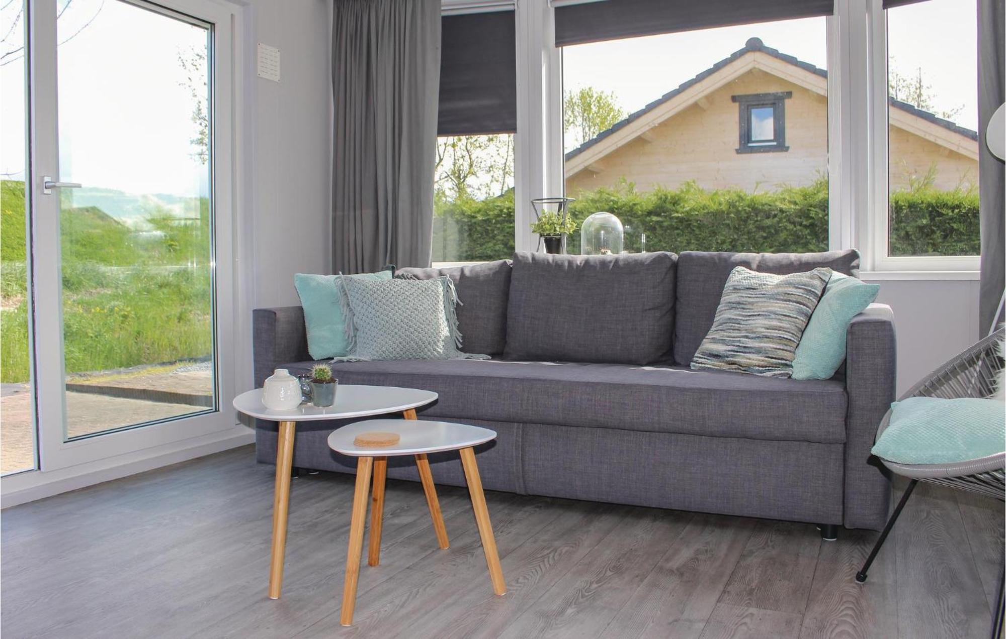 Beautiful Home In Sint-Annaland With Kitchen 외부 사진