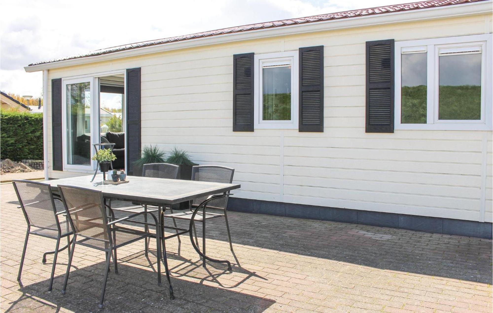 Beautiful Home In Sint-Annaland With Kitchen 외부 사진